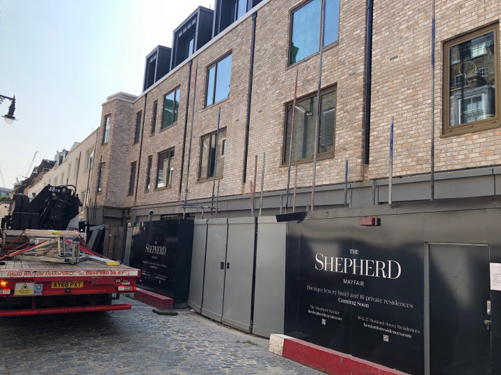 Park Lane Mews