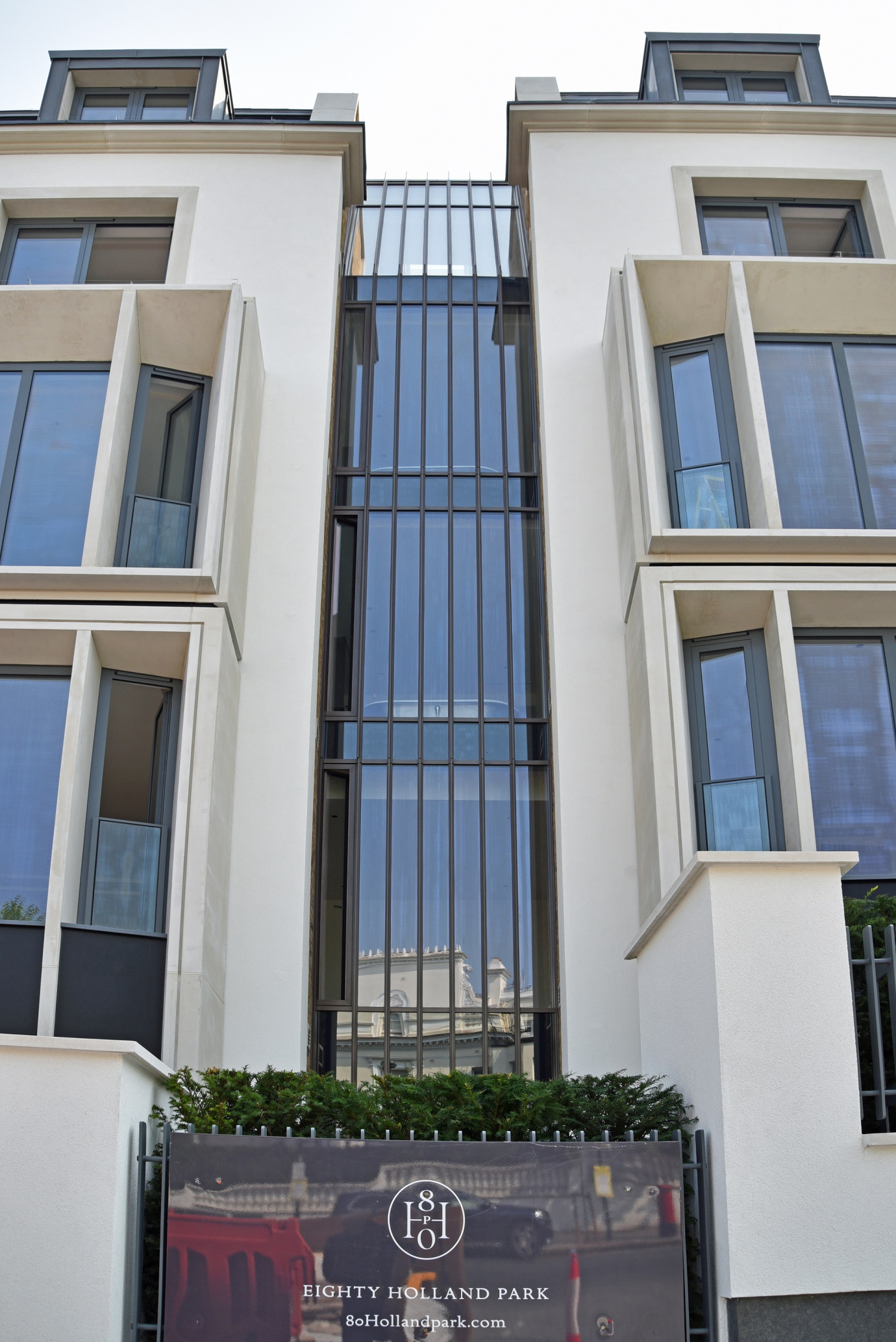 80 Holland Park, London